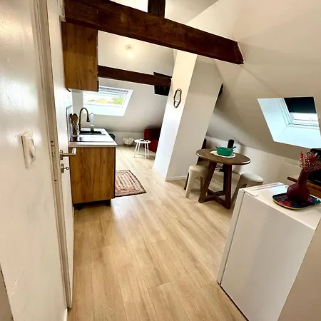 Large Cozy And Family-friendly Διαμέρισμα Μετς